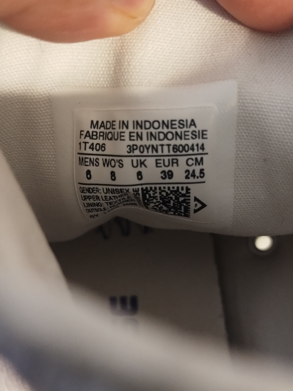 Converse unisex All-Star Chuck Taylor Trainers Hi Top Triple White Leather - Picture 16 of 16